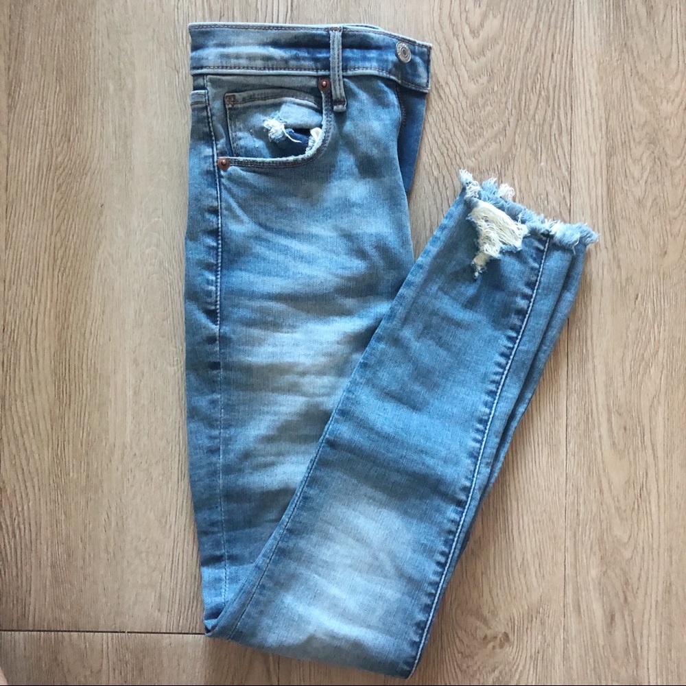 Abercrombie High-Rise Super Skinny Jeans